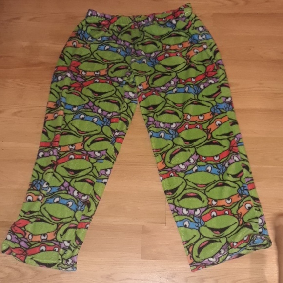 pajama pants👀 - Picture 3 of 3